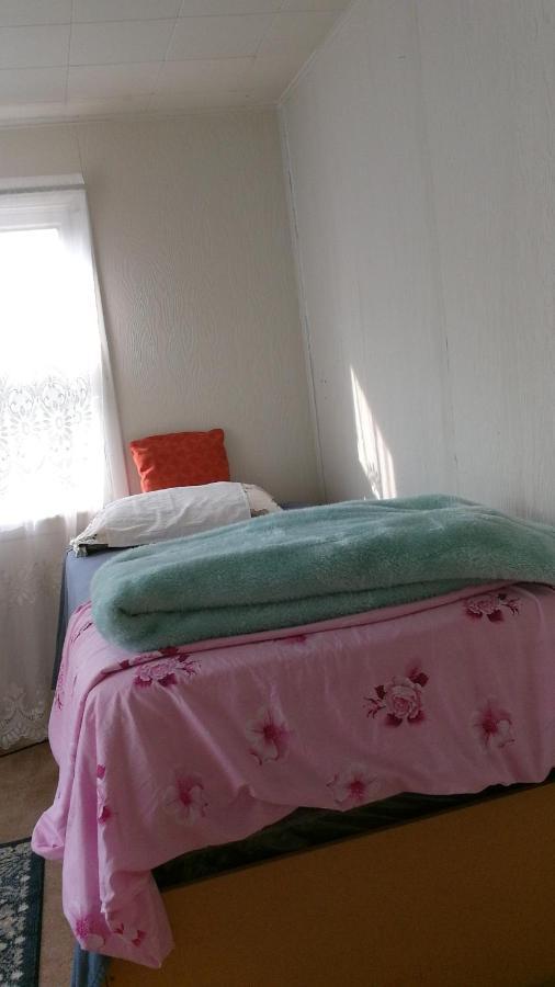 Homestay 834 Happy -peaceful Private Rms With Laundry *