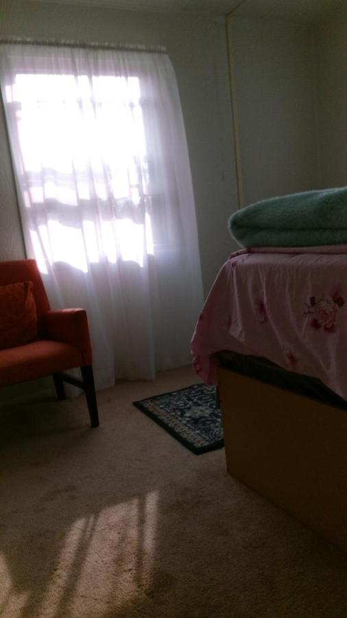 834 Happy -peaceful Private Rms With Laundry Chicago Heights
